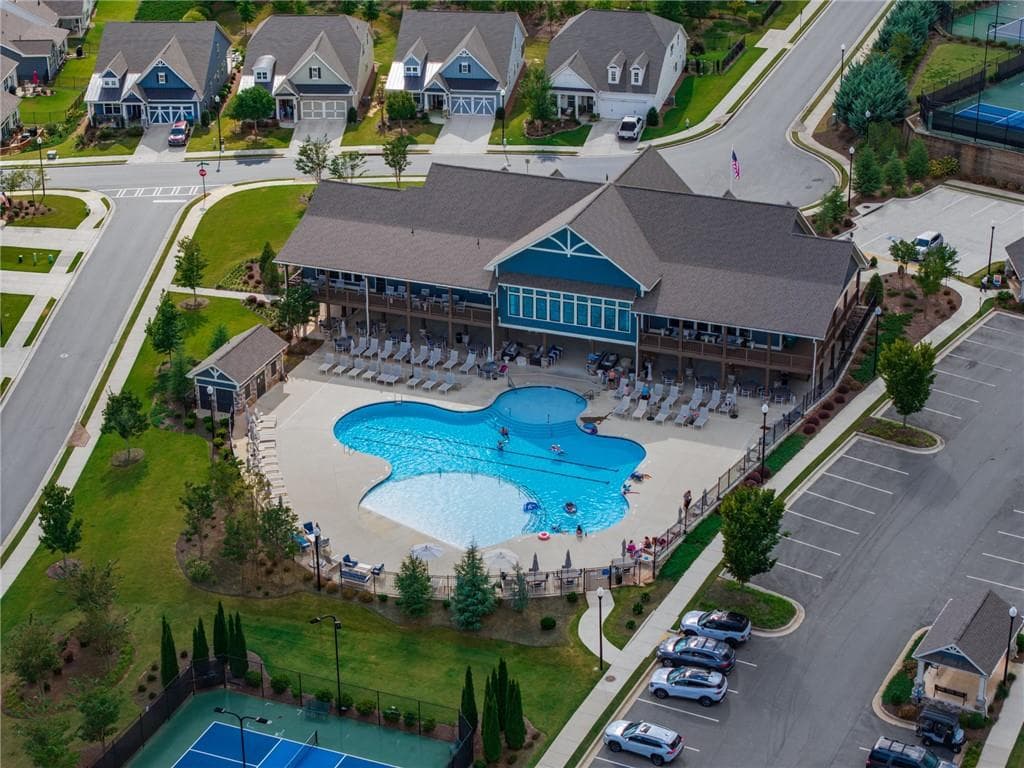 2 bedroom, 2 bathroom, 2,152 sq ft single family residence for sale at 223 Hickory Bluffs Parkway, Canton, GA 30114 — photo 5