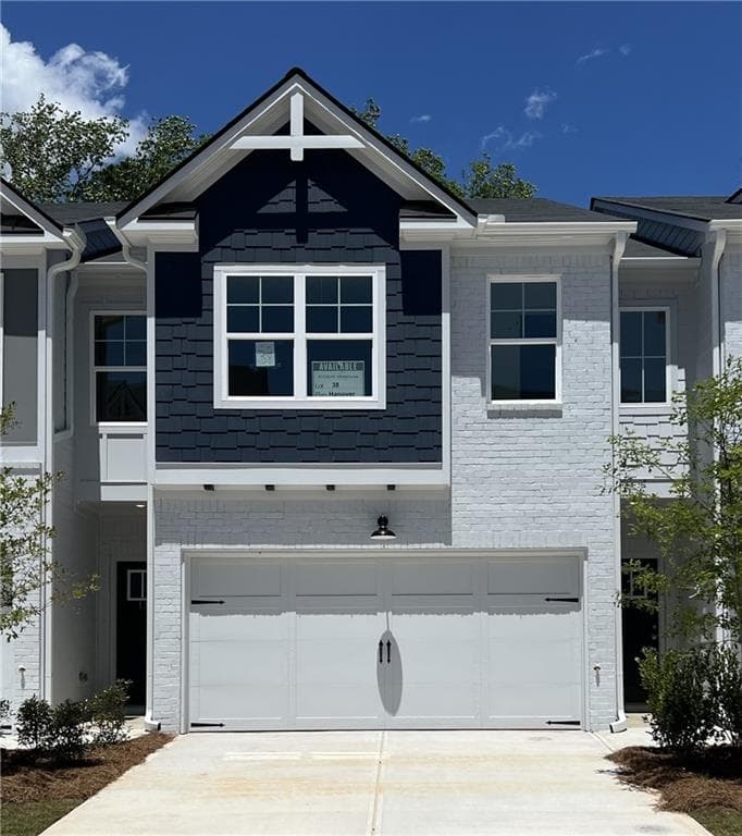 3 bedroom, 3 bathroom, 1,708 sq ft townhouse for sale at 1545 Aralynn Court 10, Conyers, GA 30013 — photo 2