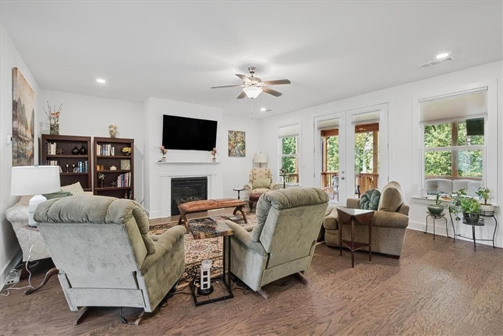 5 bedroom, 5 bathroom, 3,659 sq ft single family residence under contract at 7710 Fireside Farm Drive, Dawsonville, GA 30534 — photo 10