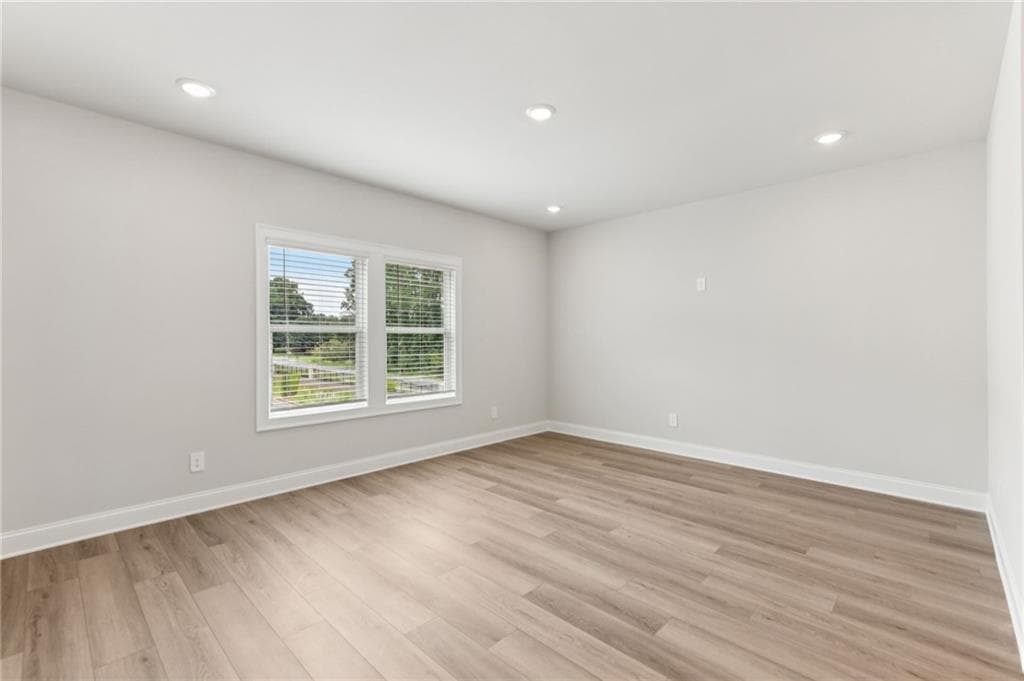4 bedroom, 4 bathroom, 2,038 sq ft townhouse for sale at 433 Elise Way, Lawrenceville, GA 30045 — photo 7