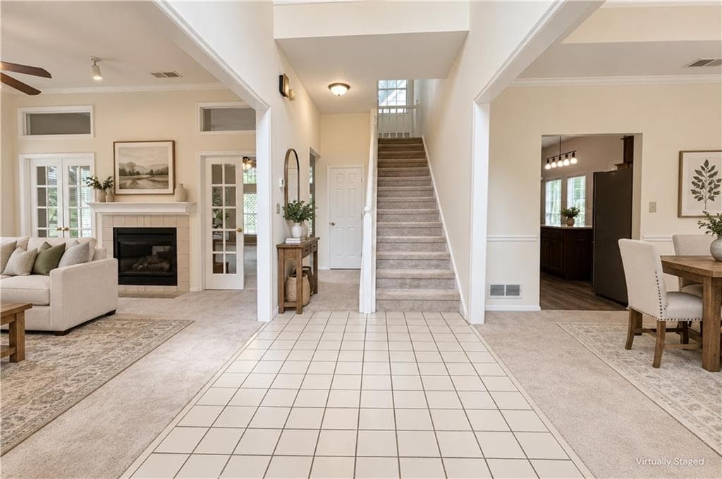 3 bedroom, 3 bathroom, 2,718 sq ft single family residence for rent at 10950 Pinehigh Drive, Alpharetta, GA 30022 for $2,900 a month — photo 3