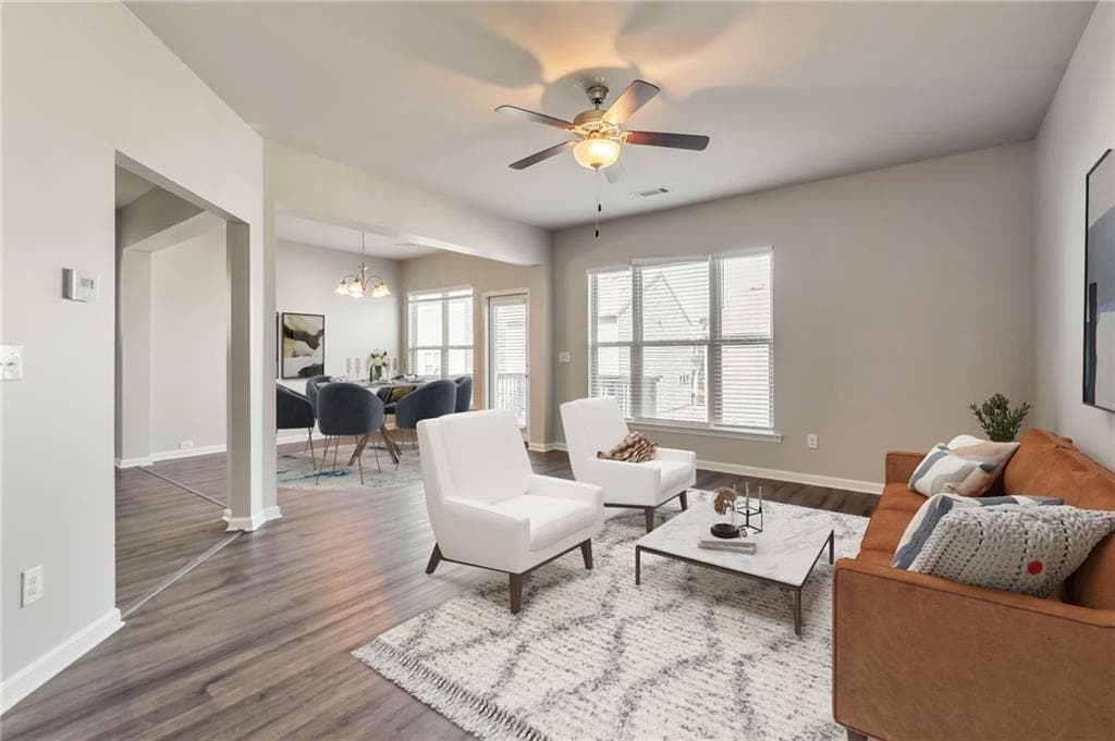 3 bedroom, 3 bathroom, 1,992 sq ft single family residence under contract at 1410 Comet Ives Lane, Lawrenceville, GA 30045 — photo 6