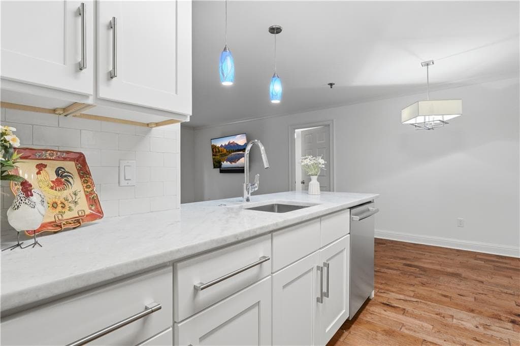 2 bedroom, 2 bathroom, 1,071 sq ft condominium for sale at 300 Johnson Ferry Road A115, Atlanta, GA 30328 — photo 9