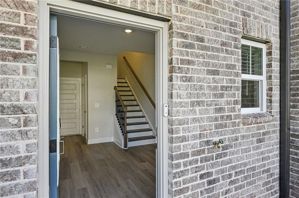 4 bedroom, 4 bathroom, 2,247 sq ft townhouse for sale at 435 Elise Way, Lawrenceville, GA 30045 — photo 4