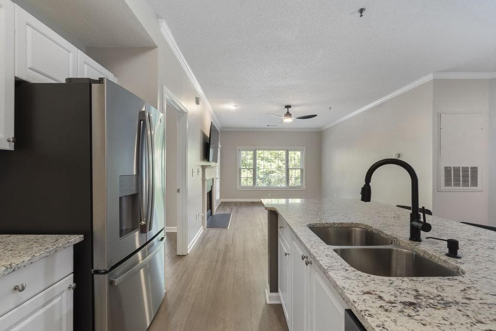 2 bedroom, 2 bathroom, 1,187 sq ft condominium for sale at 111 Spring Heights Lane 1, Smyrna, GA 30080 — photo 7
