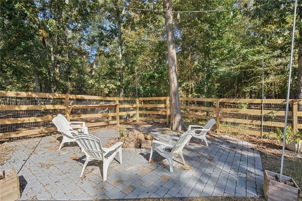 4 bedroom, 3 bathroom, 2,897 sq ft single family residence for sale at 59 Lake Haven Drive, Cartersville, GA 30120 — photo 9