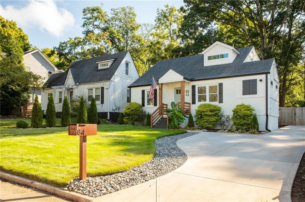 4 bedroom, 4 bathroom, 1,794 sq ft single family residence under contract at 84 1st Avenue, Atlanta, GA 30317 — photo 2
