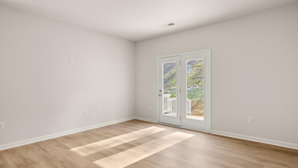 5 bedroom, 3 bathroom, 2,361 sq ft single family residence for sale at 2965 Holden Street, Gainesville, GA 30507 — photo 10