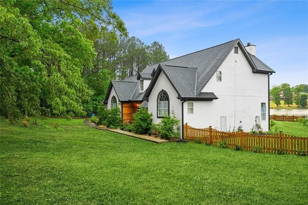 4 bedroom, 4 bathroom, 4,316 sq ft single family residence for sale at 1229 Park Place Drive, Jonesboro, GA 30236 — photo 4