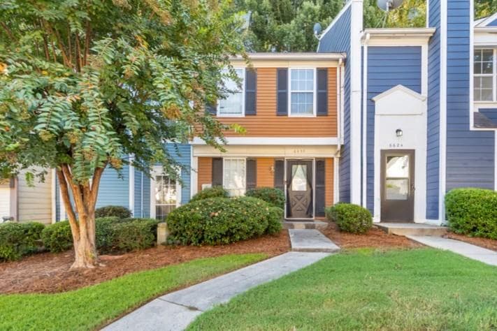 2 bedroom, 2 bathroom, 1,088 sq ft townhouse for sale at 6622 Wellington Square, Norcross, GA 30093