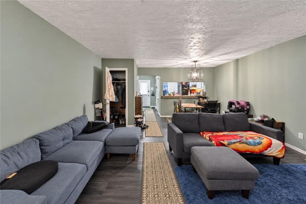 2 bedroom, 2 bathroom, 1,088 sq ft townhouse for sale at 6622 Wellington Square, Norcross, GA 30093 — photo 7