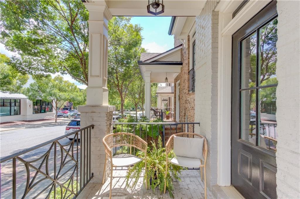 3 bedroom, 4 bathroom, 2,205 sq ft townhouse for sale at 3946 Boston Common Street, Suwanee, GA 30024 — photo 9