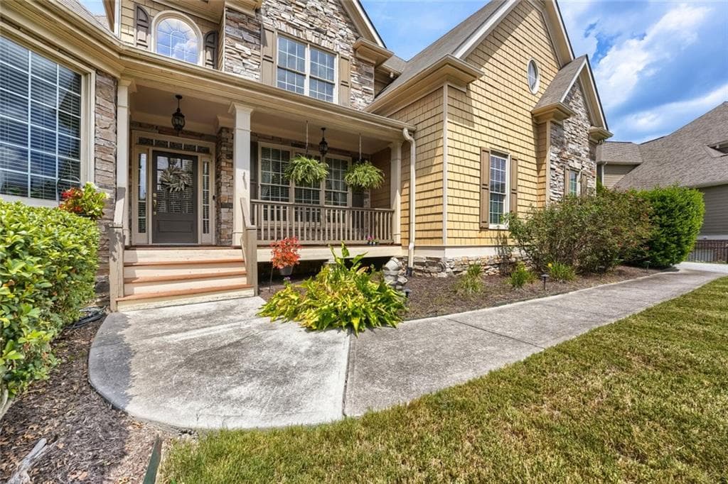 4 bedroom, 4 bathroom, 3,946 sq ft single family residence for sale at 1182 Beebe Lane, Marietta, GA 30064 — photo 3