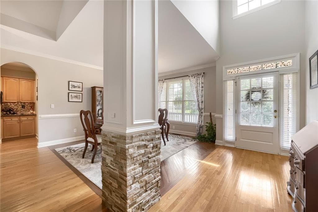 4 bedroom, 4 bathroom, 3,946 sq ft single family residence for sale at 1182 Beebe Lane, Marietta, GA 30064 — photo 4