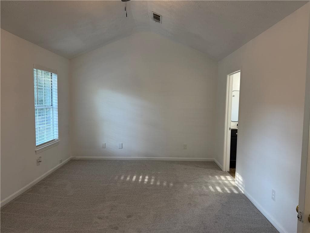 3 bedroom, 3 bathroom, 1,890 sq ft single family residence under contract at 3200 Dundee Ridge Way, Duluth, GA 30096 — photo 6