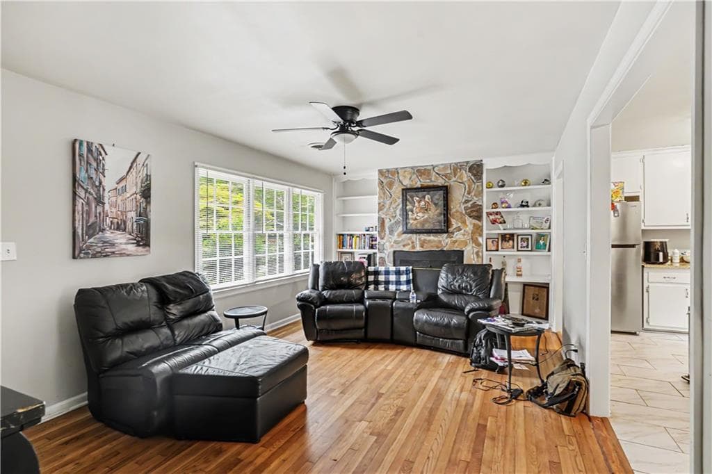 3 bedroom, 3 bathroom, 2,219 sq ft single family residence for sale at 728 Springer Drive, Griffin, GA 30224 — photo 7