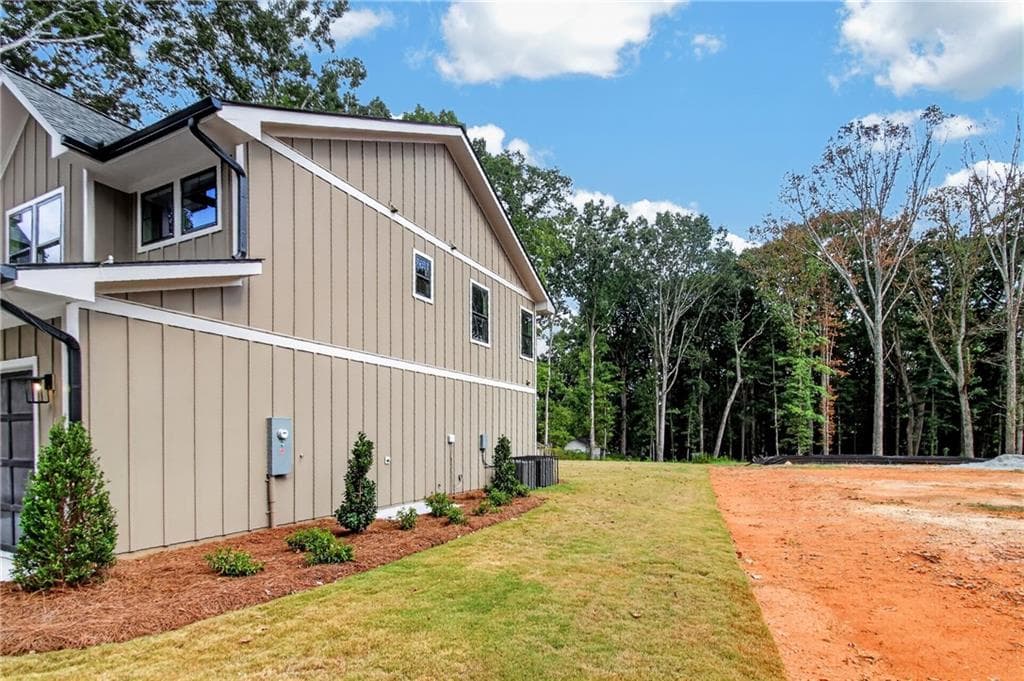 5 bedroom, 5 bathroom, 4,900 sq ft single family residence for sale at 5572 Lilburn Stone Mountain Road, Stone Mountain, GA 30087 — photo 6