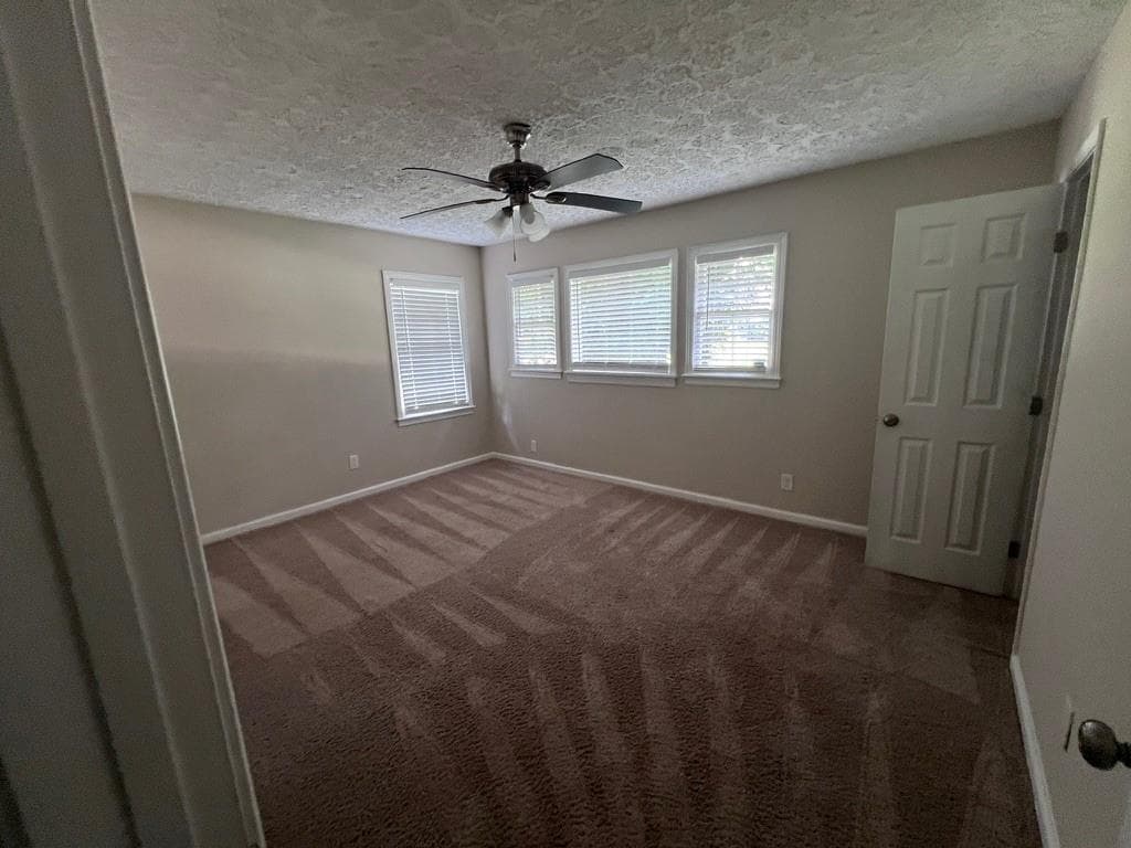 3 bedroom, 1 bathroom, 960 sq ft single family residence for sale at 2922 Dale Place, Decatur, GA 30032 — photo 8