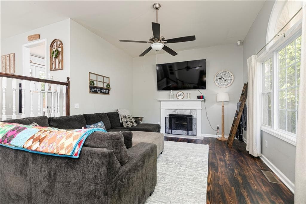 3 bedroom, 3 bathroom, 2,008 sq ft single family residence for sale at 9420 Poole Road, Villa Rica, GA 30180 — photo 8