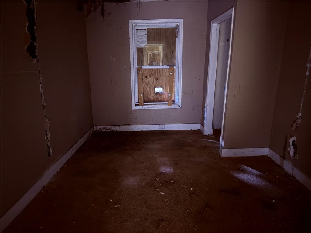 4 bedroom, 2 bathroom, 1,360 sq ft single family residence for sale at 859 Coleman Street, Atlanta, GA 30310 — photo 9