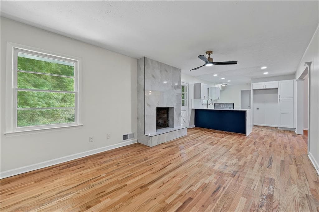 3 bedroom, 2 bathroom, 1,768 sq ft single family residence for sale at 3954 Artist View, Decatur, GA 30034 — photo 7