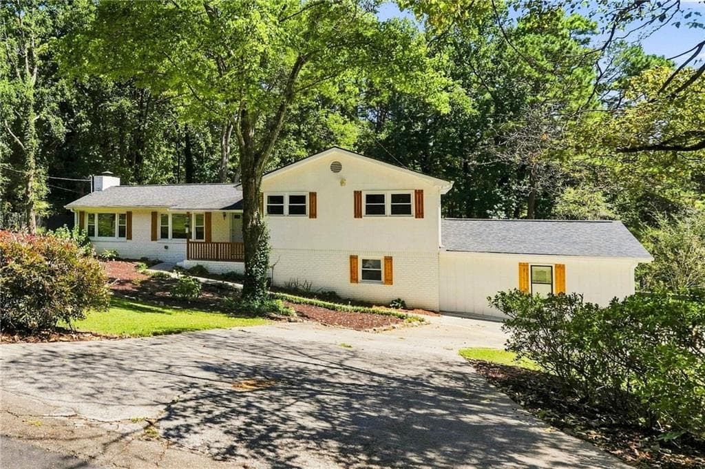 4 bedroom, 2 bathroom, 1,782 sq ft single family residence under contract at 128 Childers Road, Canton, GA 30115