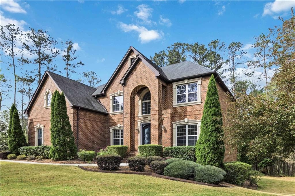 7 bedroom, 7 bathroom, 5,590 sq ft single family residence for sale at 2704 Ivy Circle, Conyers, GA 30013 — photo 3