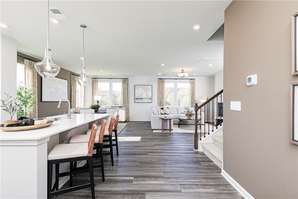 4 bedroom, 3 bathroom, 2,729 sq ft single family residence for sale at 1380 Jordan Brook Drive Lane, Lawrenceville, GA 30043 — photo 3