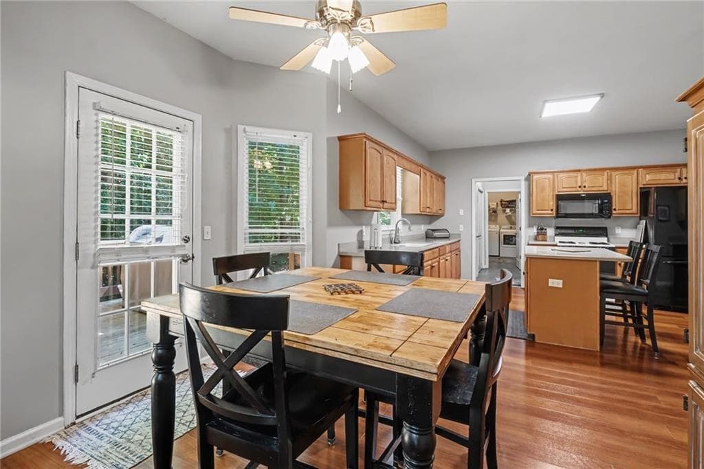 4 bedroom, 3 bathroom, 2,378 sq ft single family residence for sale at 558 Whitby Drive, Douglasville, GA 30134 — photo 7