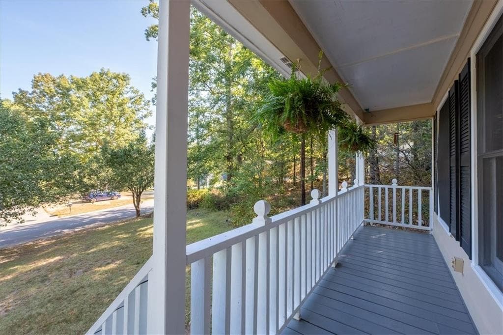 3 bedroom, 2 bathroom, 1,308 sq ft single family residence for sale at 25 Fawn Ridge Drive, Cartersville, GA 30120 — photo 5