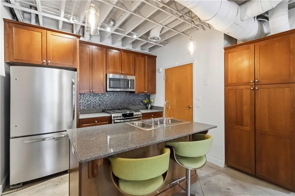 2 bedroom, 3 bathroom, 1,290 sq ft townhouse for sale at 1791 Harper Street F, Atlanta, GA 30318 — photo 6