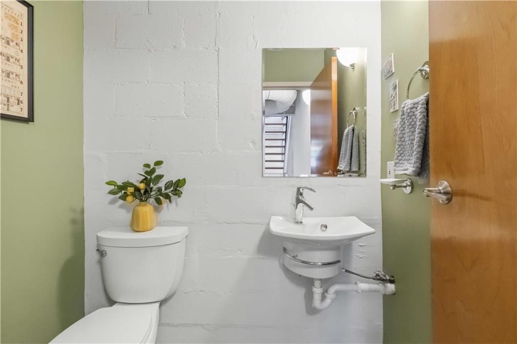 2 bedroom, 3 bathroom, 1,290 sq ft townhouse for sale at 1791 Harper Street F, Atlanta, GA 30318 — photo 8