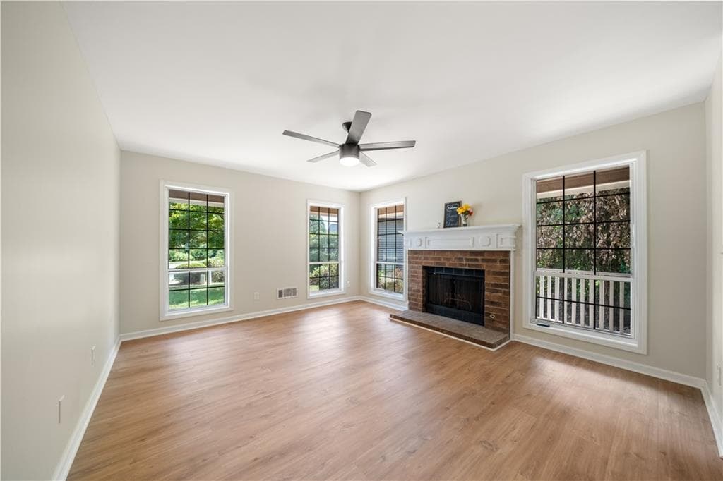 4 bedroom, 4 bathroom, 1,751 sq ft single family residence for sale at 832 Leland Court, Stone Mountain, GA 30083 — photo 2