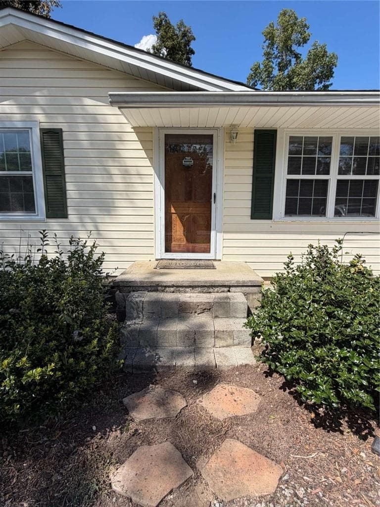 2 bedroom, 1 bathroom, 640 sq ft single family residence under contract at 13 Cordle Drive, Rome, GA 30165 — photo 3