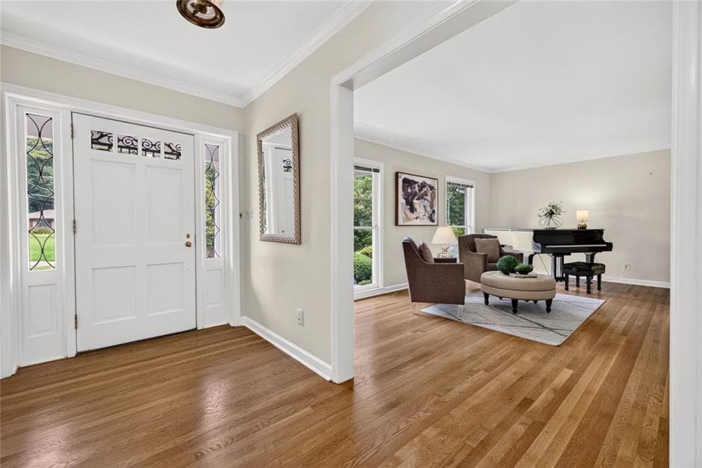 4 bedroom, 3 bathroom, 2,453 sq ft single family residence under contract at 3199 Wynn Drive, Avondale Estates, GA 30002 — photo 8