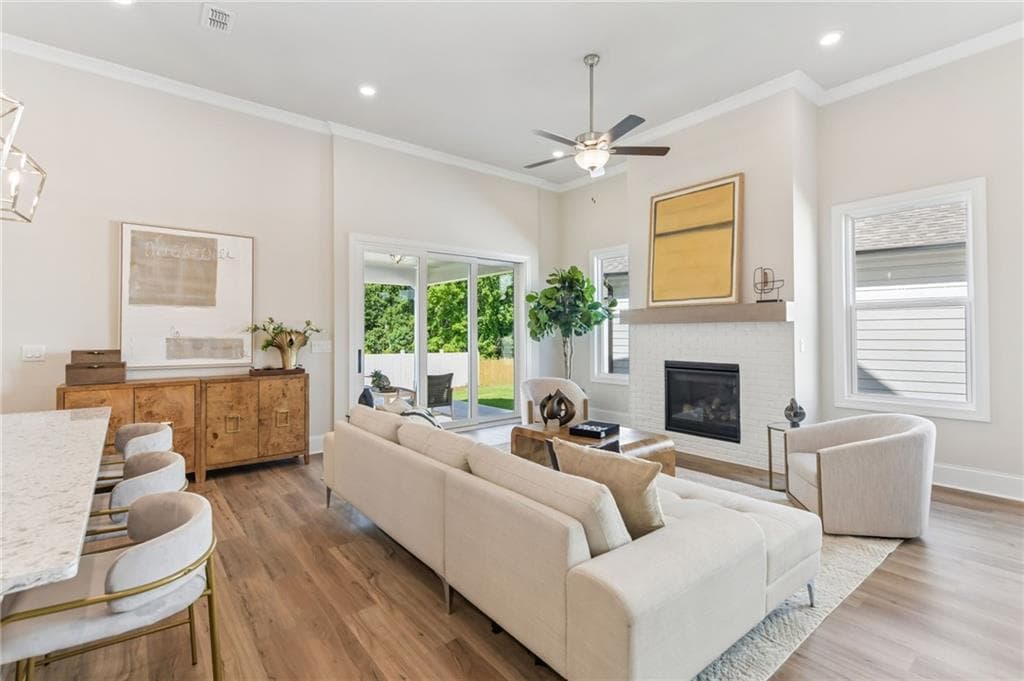3 bedroom, 4 bathroom, 1,854 sq ft single family residence for sale at 181 High Point Drive, Hoschton, GA 30548 — photo 8