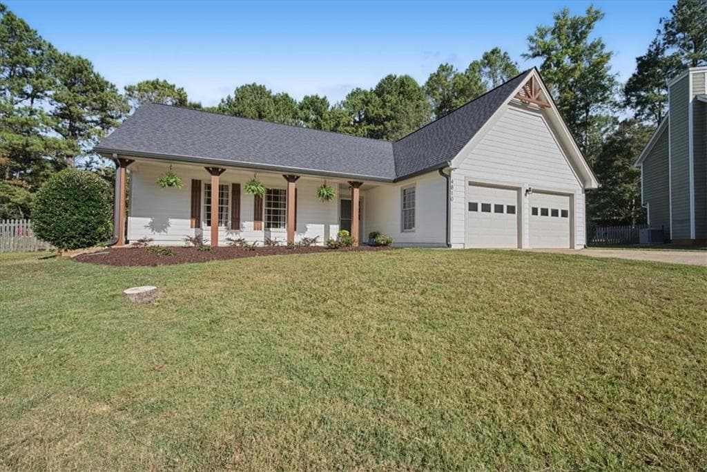3 bedroom, 2 bathroom, 2,054 sq ft single family residence under contract at 4810 Augustus Court, Woodstock, GA 30188 — photo 5
