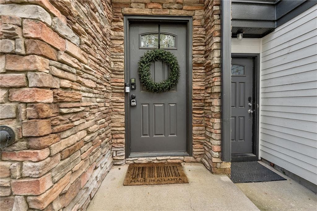2 bedroom, 3 bathroom, 1,284 sq ft townhouse for sale at 216 Semel Drive 362, Atlanta, GA 30309 — photo 2