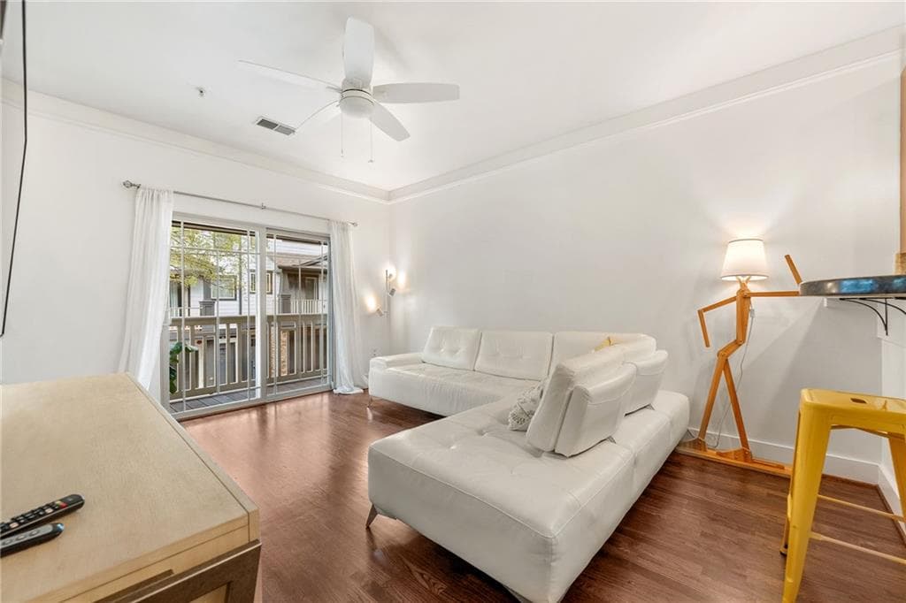 2 bedroom, 3 bathroom, 1,284 sq ft townhouse for sale at 216 Semel Drive 362, Atlanta, GA 30309 — photo 6