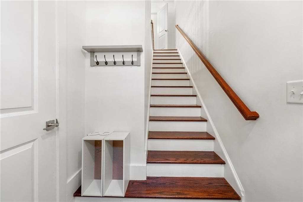 2 bedroom, 3 bathroom, 1,284 sq ft townhouse for sale at 216 Semel Drive 362, Atlanta, GA 30309 — photo 4