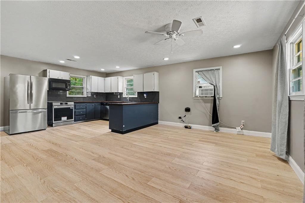 2 bedroom, 1 bathroom, 1,056 sq ft single family residence under contract at 107 Hill Lake Road, Danielsville, GA 30633 — photo 7