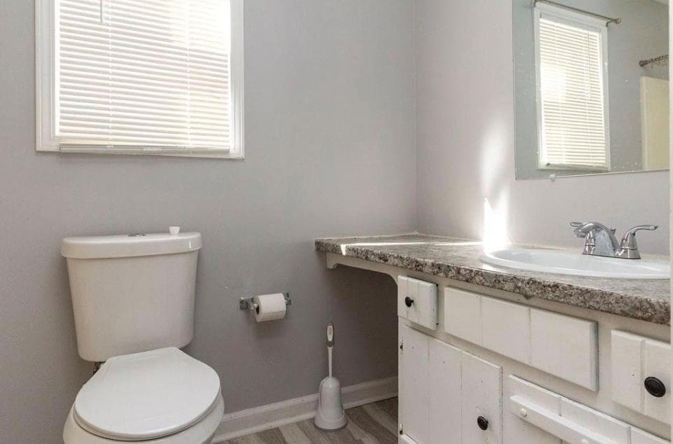 2 bedroom, 3 bathroom, 1,302 sq ft townhouse for sale at 8697 Ashley Way, Douglasville, GA 30134 — photo 5