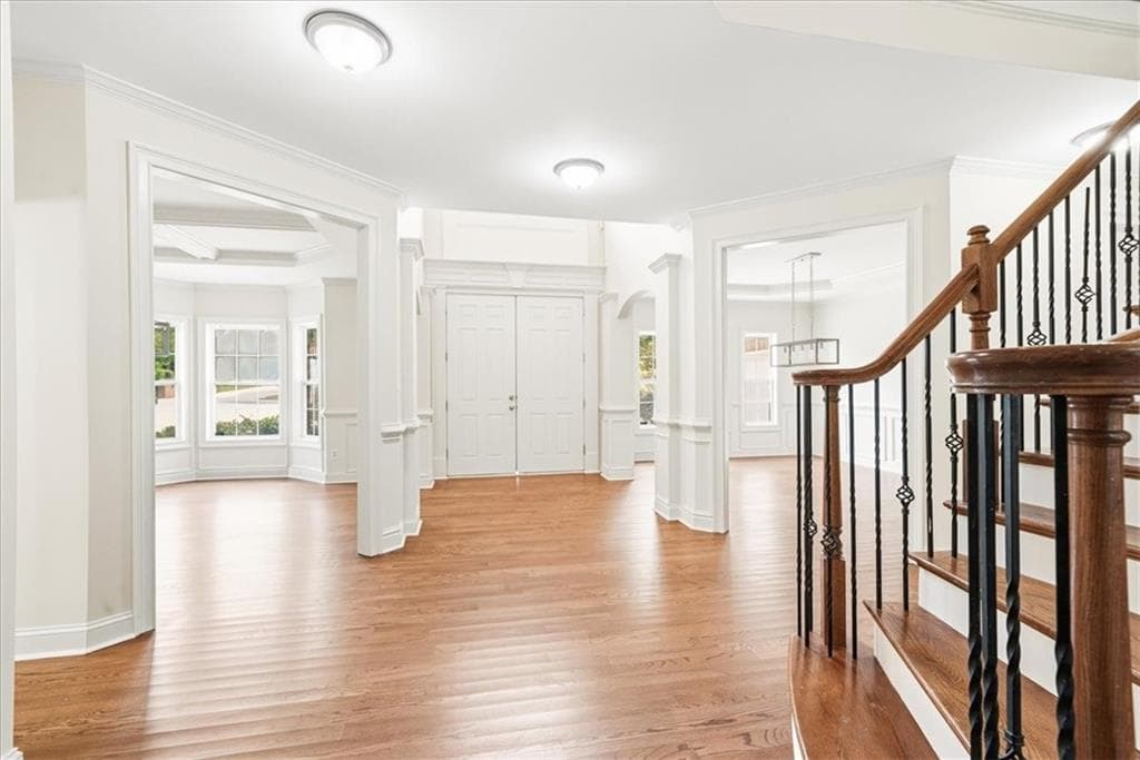 5 bedroom, 4 bathroom, 3,827 sq ft single family residence under contract at 5691 Boreal Way, Atlanta, GA 30331 — photo 10