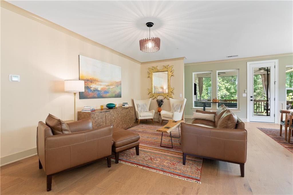 3 bedroom, 3 bathroom, 3,663 sq ft single family residence for sale at 318 Carriage Glen Lane, Woodstock, GA 30188 — photo 3