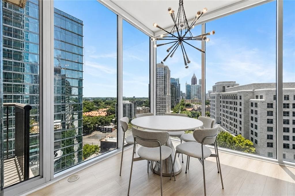 2 bedroom, 2 bathroom, 1,397 sq ft condominium for sale at 1080 Peachtree Street 1410, Atlanta, GA 30309 — photo 7