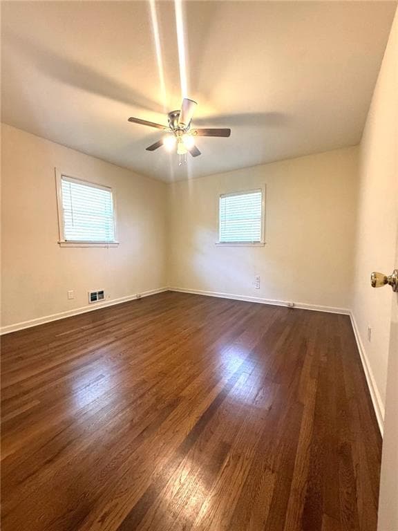 2 bedroom, 1 bathroom, 984 sq ft single family residence for rent at 3532 Ponderosa Lane, Powder Springs, GA 30127 for $1,500 a month — photo 6
