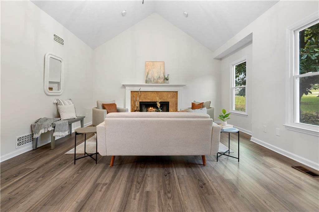 4 bedroom, 3 bathroom, 2,312 sq ft single family residence for sale at 182 Shallow Ridge Lane, Kennesaw, GA 30144 — photo 4