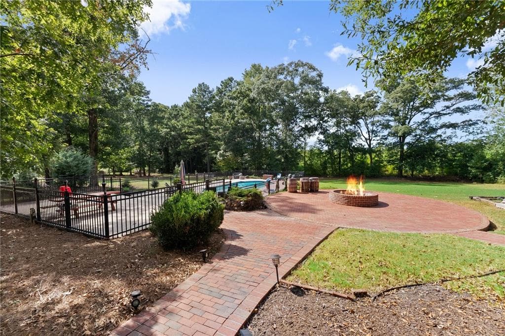 5 bedroom, 5 bathroom, 3,596 sq ft single family residence for sale at 3362 Highland Park Way, Statham, GA 30666 — photo 8