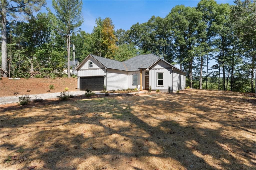 3 bedroom, 2 bathroom, 1,624 sq ft single family residence for sale at 68 Pine Ridge Court, Summerville, GA 30747 — photo 4