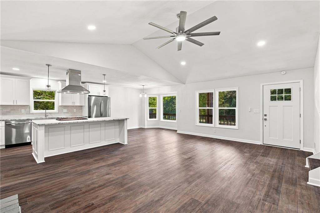 3 bedroom, 2 bathroom, 1,380 sq ft single family residence for sale at 5506 Muirwood Court, Powder Springs, GA 30127 — photo 3